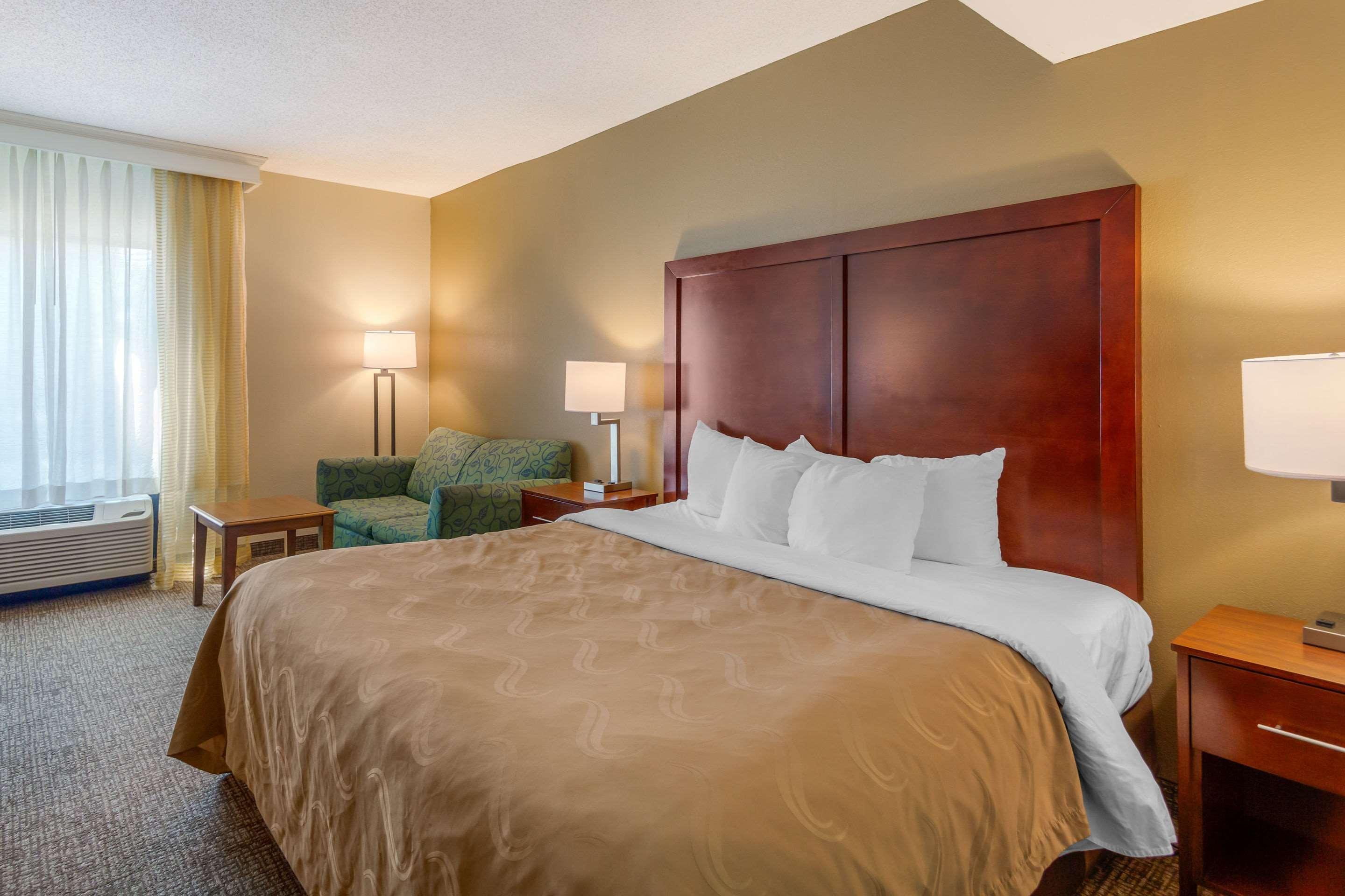 Quality Inn & Suites Olde Town Portsmouth Ngoại thất bức ảnh