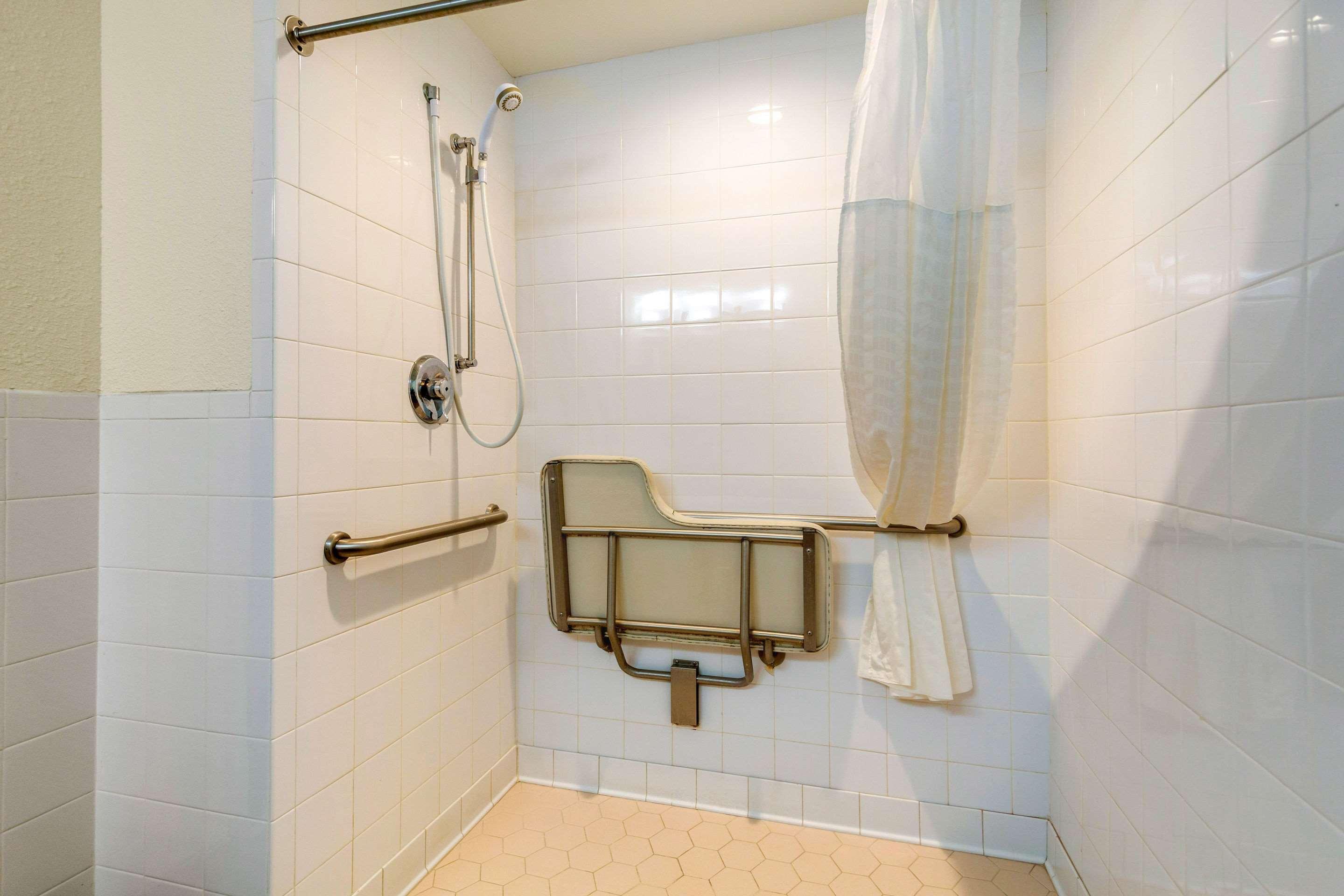 Quality Inn & Suites Olde Town Portsmouth Ngoại thất bức ảnh