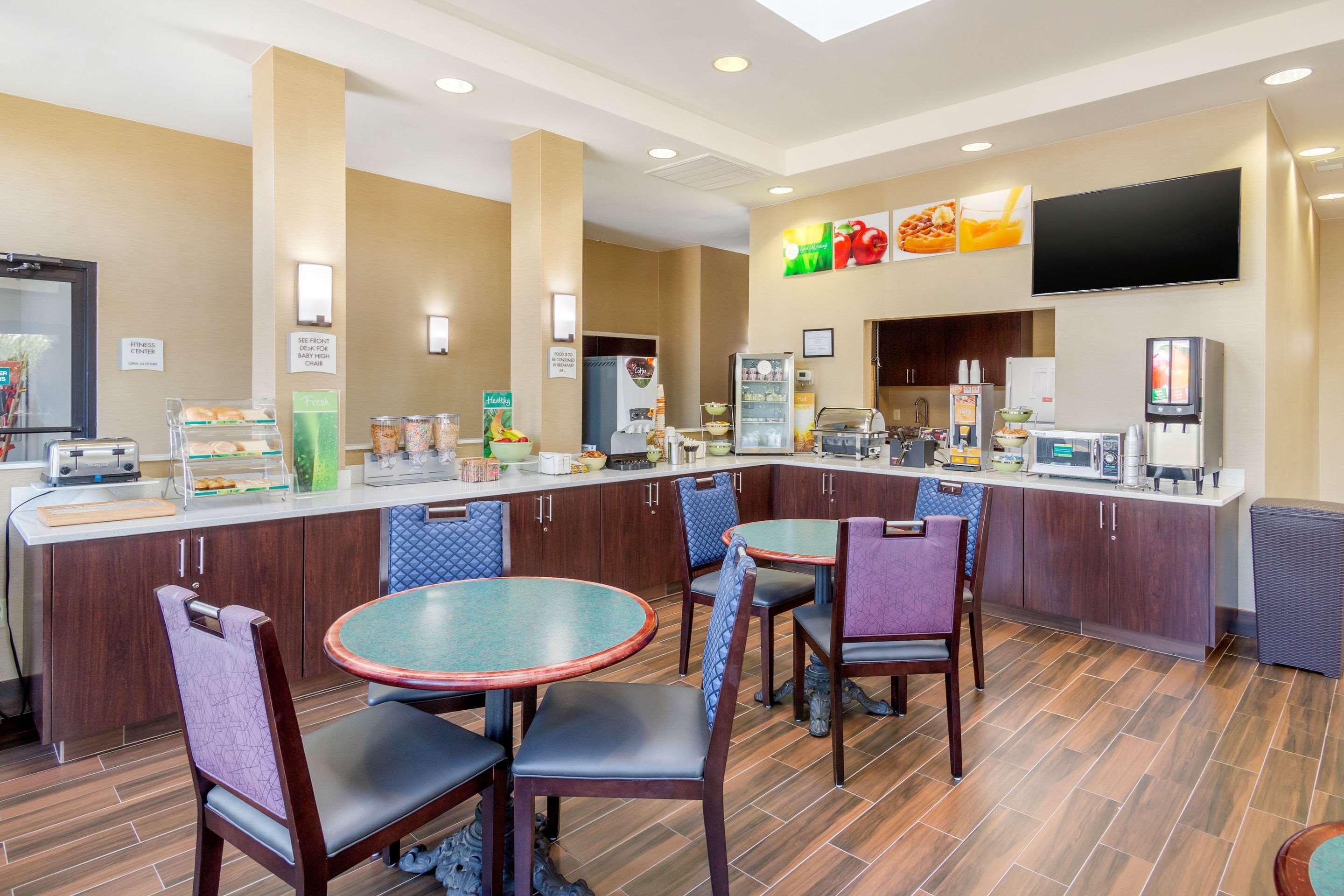 Quality Inn & Suites Olde Town Portsmouth Ngoại thất bức ảnh