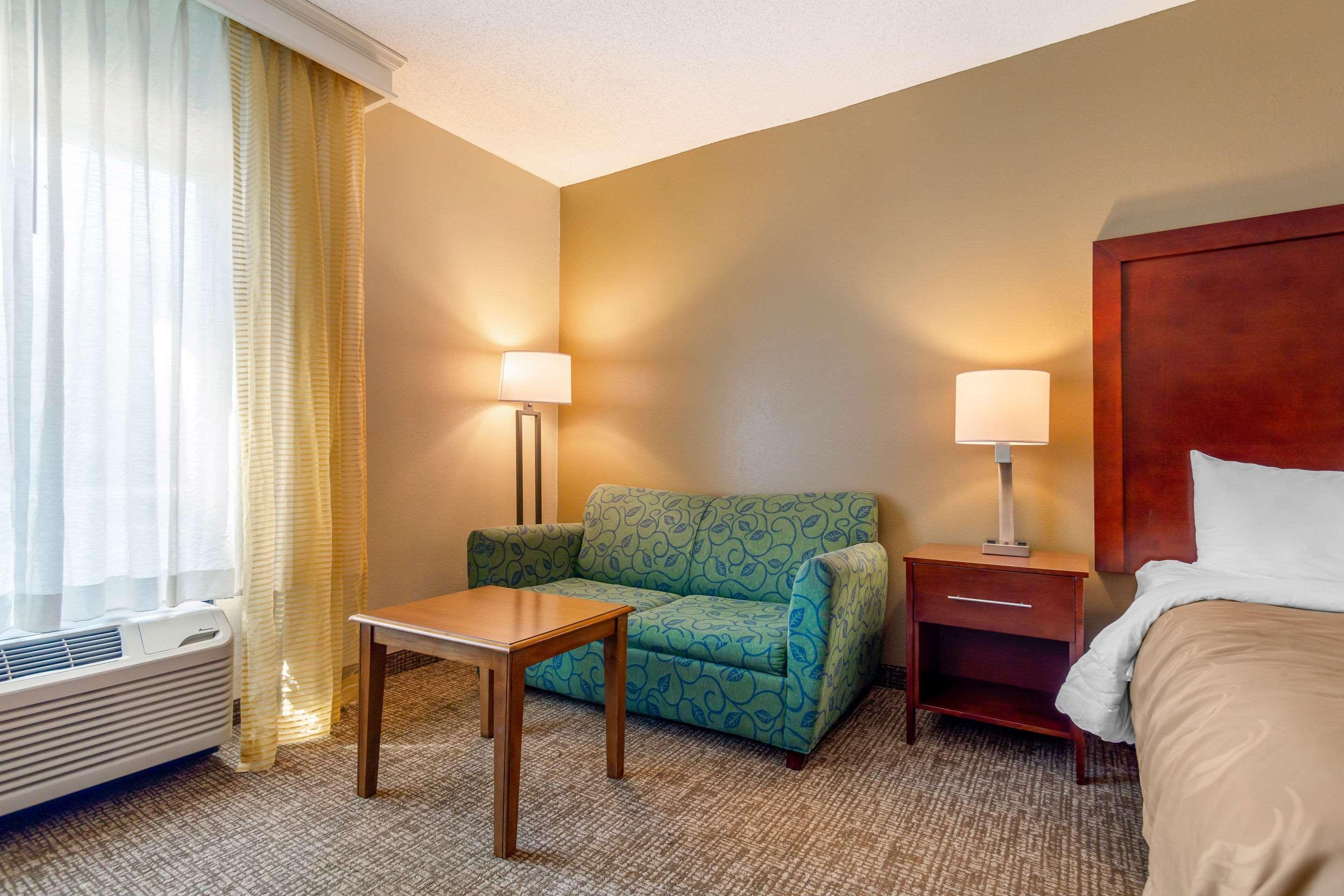 Quality Inn & Suites Olde Town Portsmouth Ngoại thất bức ảnh