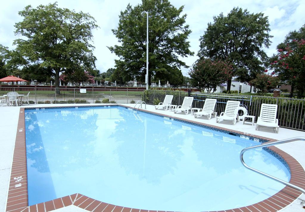 Quality Inn & Suites Olde Town Portsmouth Ngoại thất bức ảnh