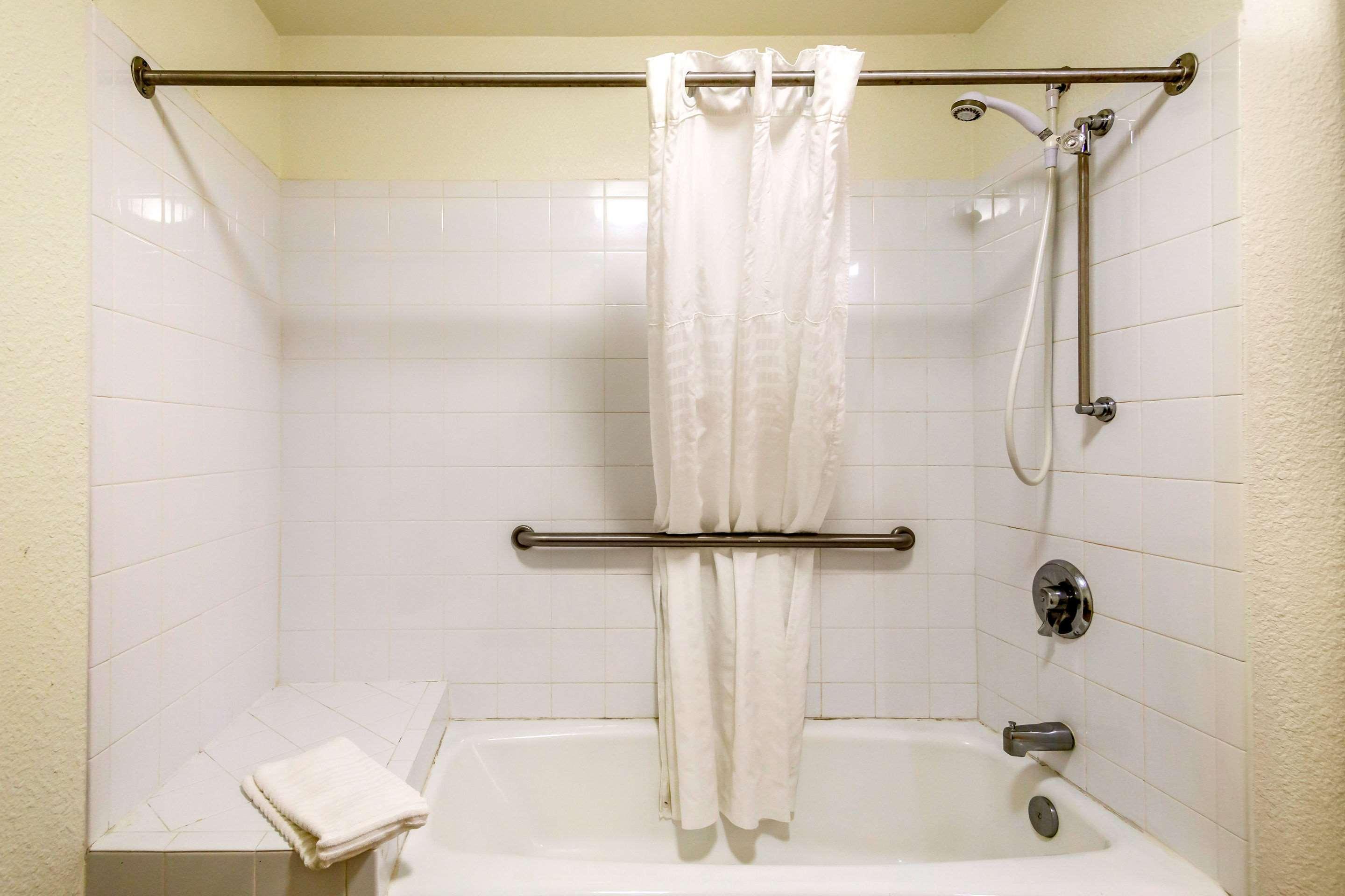 Quality Inn & Suites Olde Town Portsmouth Ngoại thất bức ảnh