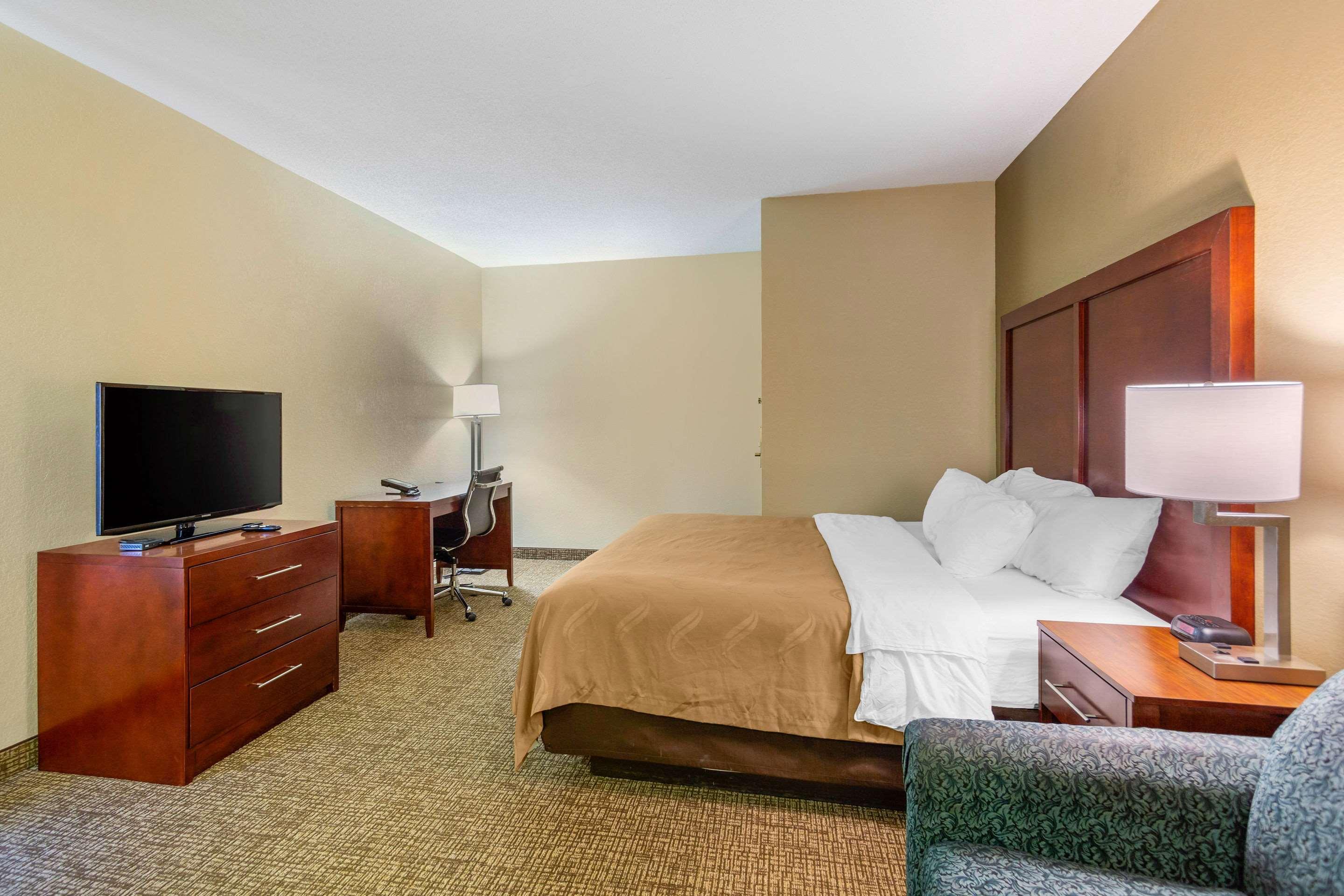Quality Inn & Suites Olde Town Portsmouth Ngoại thất bức ảnh