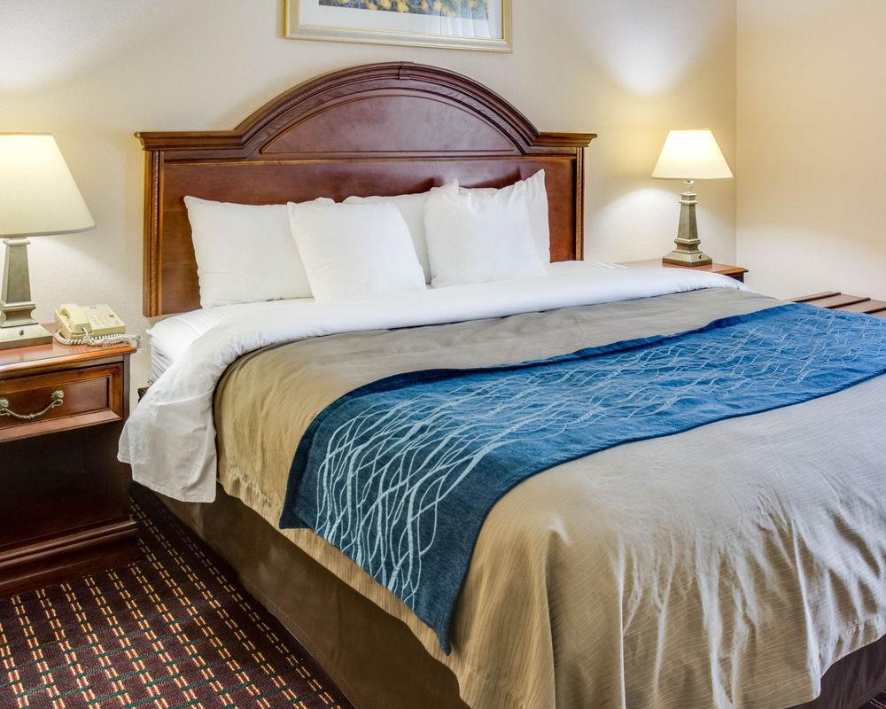 Quality Inn & Suites Olde Town Portsmouth Ngoại thất bức ảnh