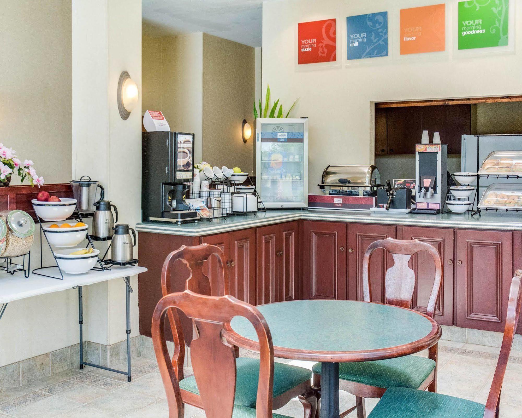 Quality Inn & Suites Olde Town Portsmouth Ngoại thất bức ảnh