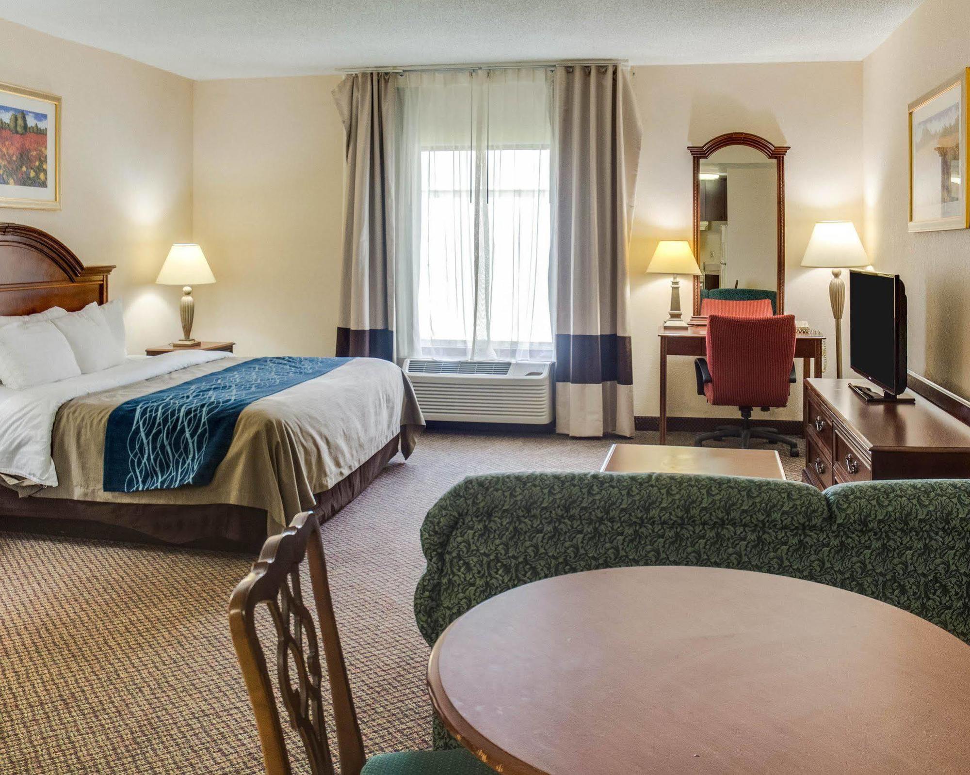 Quality Inn & Suites Olde Town Portsmouth Ngoại thất bức ảnh